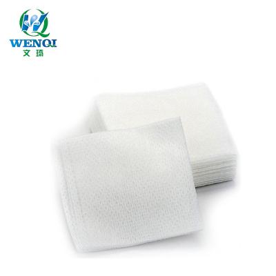 China ANTISEPTIC Female To Remove Cosmetic Non Woven Mesh Pattern Spunlace Wipes Size 4x4 Inch for sale