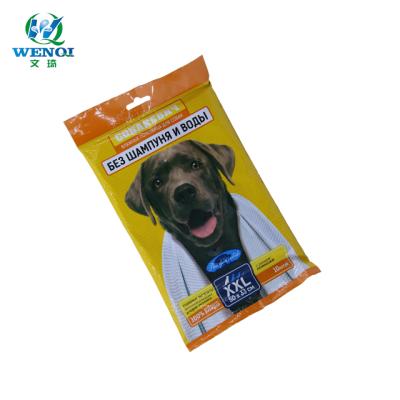 China Add Silver Ion And Big Factor Size Pet Deodorizing Bath Wipes For Dogs And Cats for sale