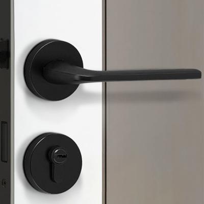 China Modern Simple Interior Door Knobs With Lock Pull Door Handle Luxury Door Handles for sale