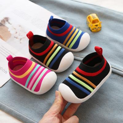 China New Baby 2022 Breathable Toddler Shoes Spring First-walking Sports Shoes Laceless Mesh Breathable Light Weight Trainers Non-slip Sole Soft for sale