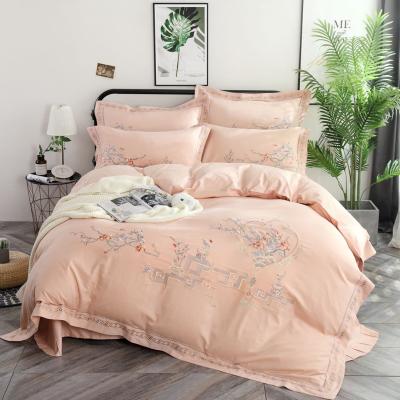 China New Luxury Folded Applique Embroidery Comforters Bedspread Quilt Cover Pillowcase Combination Bedding Set for sale