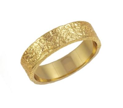 China Ring Gold Vintage Finish Stack Ring Stainless Steel Hammered Tarnish Free Ring Luxury FASHIONABLE Jewelry for sale