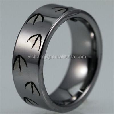 China Stainless Steel Mens Tungsten Duck Footprints Design Silver Pipe Ring Comfort Fit Design for sale