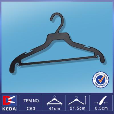 China 16 Inch Good Quality Plastic Shirt Clothes Hanger for sale