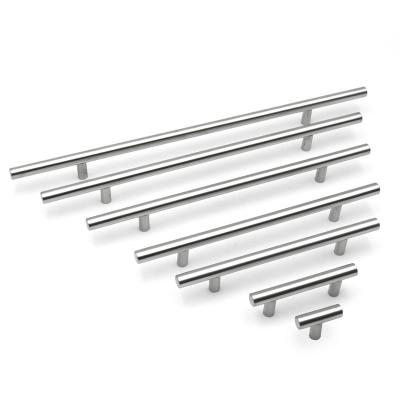 China Modern Brushed Nickel Hot Selling And Soft Stainless Steel Drawer Pulls And Cabinet Pulls for sale