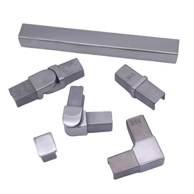 China Kinds of modern balcony railing and stair railing 316 stainless steel connector for 25*21 mm square tube for sale