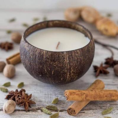 China High Quality Home Decor Coconut Shell Candle Wholesale Custom Soy Wax Scented Coconut Shell Bowl Candle for sale