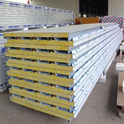 China 960/1050 hot sale A fireproof high quality cost effective 1 factory certified sandwich panel composed of glass wool roof panel for sale