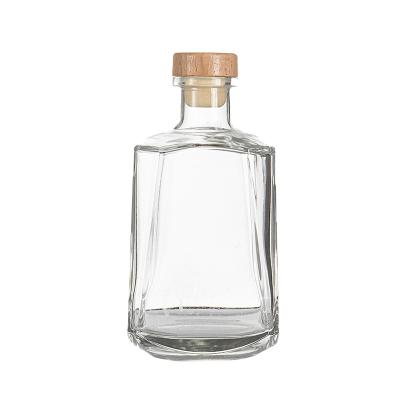 China Wish of 500ml 700ml 750ml 1000ml Square Juniper Whiskey Vodka Glass Bottle for sale