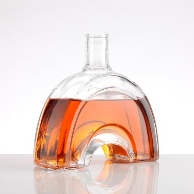 China Wishing Hot Sale 750ml Super Flint Liquor Vodka Whiskey Glass Bottle for sale