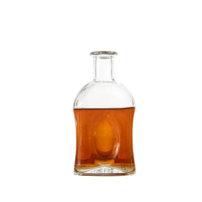 China Wholesale Wishing 750ml Brandy Gin Rum Tequila Vodka Spirits Glass Bottle Glass Wine Liquor Bottles With Lid for sale