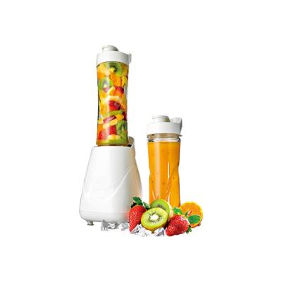 China Personal Household Mini Juicer Fruit Blender With 400ml Bottle for sale