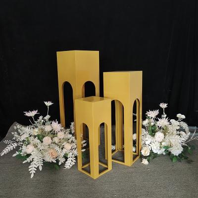 China Moden New Arrivals Three Piece Set Iron Square Pedestal Dessert Table Wedding Decoration Table Centerpiece Event Decor for sale