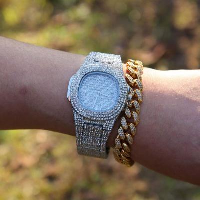 China Auto Date 2022 Brand New 90071 Fully Iced Out Watches Gold Wristwatch For Men for sale