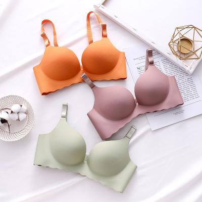 China QUICK DRY Three Hook And Eye Comfort Women Lift Up One Piece Seamless Bra for sale