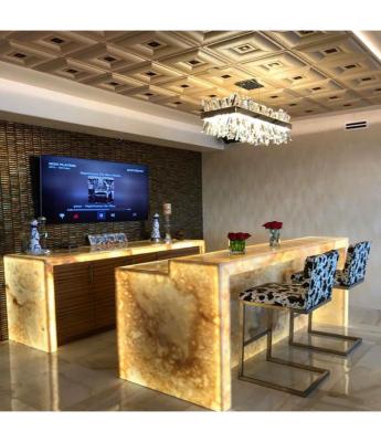 China Modern bespoke backlit translucent stone illuminated mazing bar counter for sale