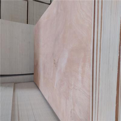 China Hotel Hot Selling Natural Birch Okoume Bintangor Veneered Commercial Furniture Plywood for sale