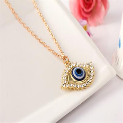 China Vintage Resin Blue Eye Necklace Devil's Eye Kc Gold Jewelry Pendant Necklaces For Women for sale