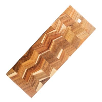 China Minimalist Acacia Wood Long Cutter Rectangle Design Pattern Zig Zag Kitchen Chopper With Hole for sale