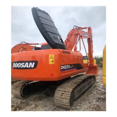 China used engineering and construction machinery 22 ton used Doosan crawler excavator DH220LC-7 0.5-1.18MÂ ³ for sale