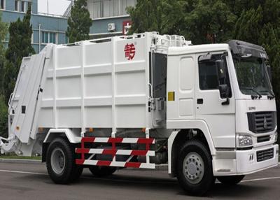 China Single Sleeper Compression Garbage Truck 5.5m³ Body Volumes 6 Tires for sale