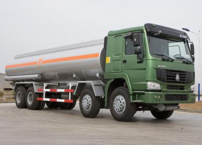 Chine Camion-citerne aspirateur de 25 CBM Lpg, camion de livraison d'essence et d'huile des axes 371HP de HOWO quatre à vendre