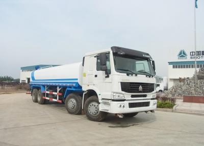 China camión del envase del agua 371HP, camión del espray de agua de la transmisión de 8x4 HW13710 en venta