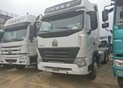 중국 A7 HOWO 트랙터 트럭, LHD 6x4 원동기 Euro2 420 HP 2는 12.00R20 타이어를 정박합니다 판매용