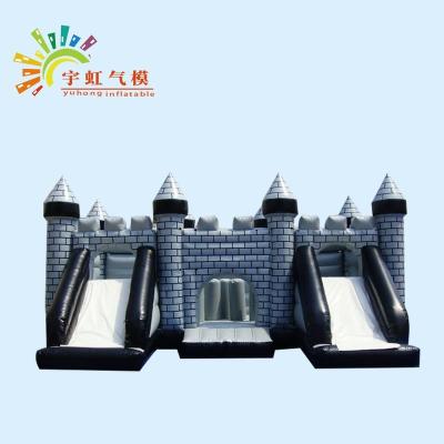 China For Play Giant Inflatable Bouncing Castles With Slide And High Quality for sale