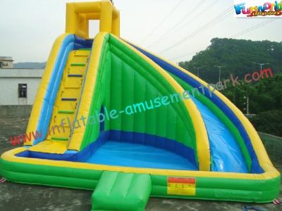 Chine Glissières d'eau gonflables extérieures imperméables vertes, piscine gonflable de glissière d'eau pour des adultes et enfants à vendre