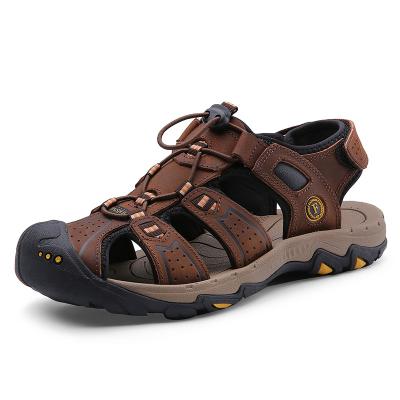 China Fully Customizable Flat Men's Sandals Fashion Toe Wrapped Casual Genuine Leather Outdoor Flat Sandals for sale