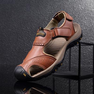 China Genuine Leather Toe Wrapped Beach Sandals Flat Men's Sandals Customized Casual Men's Flat Sandals for sale