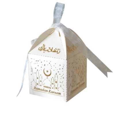 China Ramadan Giveaway Paper Gift Boxes Laser Cut Candy Pearl Favors with Free Organza Ribbon for sale