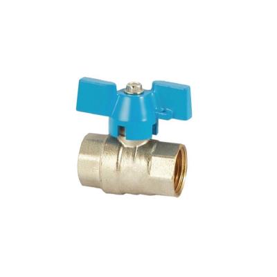 中国 pvc valve ball sanitary ball valve brass mini ball valve 販売のため