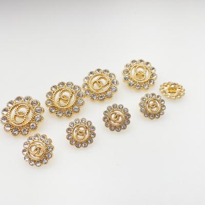 China Selling Fashion Woman Durable Style Metal Rhinestone Sewing Diamond Buttons New for sale