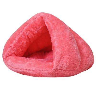 China Breathable Wholesale Triangle Cave Warm Plush Pet Bed For Cats for sale