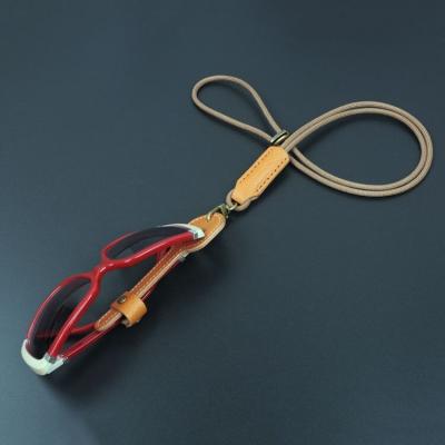 China Eco-friendly Myopia Adjustable Leather Mirror Glass Sunglasses Factory Wholesales Neck Rope Chain Glass Hanging Rope for sale