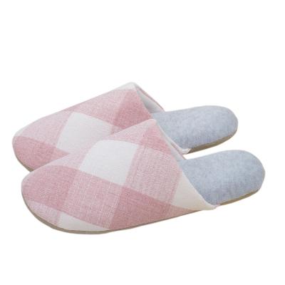 China New fashion trend winter plaid stylish cotton canvas checks unique soft warm indoor furry slippers fabric non-slip abrasive leather for sale