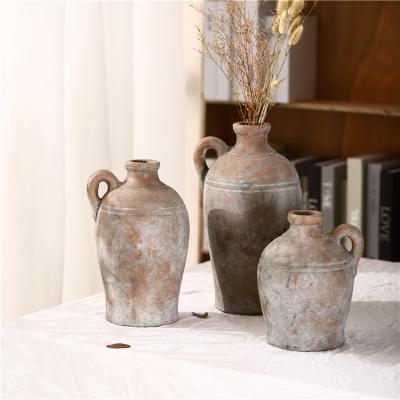 China Handcrafted Ware Vases Garden Decor Retro Design Large Round Pot Shape Terracotta Flower Vase for sale