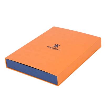 China Manufacturer Eco Custom Magnetic Closure Recyclable Paper Packaging Gift Box For Silk Scarf for sale