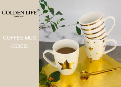 Chine Capacité orientée des tasses 360ML de Noël en céramique avec la vraies étoile et lignes modèle d'or à vendre