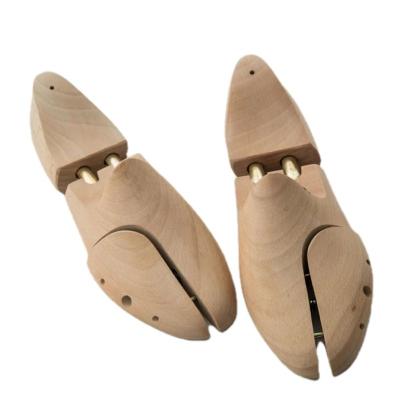 China Eco-Freindly Customer Adjustable Fully Shoe Cedar Shoe Tree For Men And Women for sale