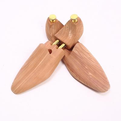 China Eco-Freindly Hot Sale American Aromatic Red Cedar Wooden Shoe Tree With Customized Logo for sale