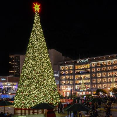 China Artificial Christmas Tree 2021 Giant Artificial 20ft 30ft 40ft 50ft Led Lighting Xmas Tree For City Decoration for sale