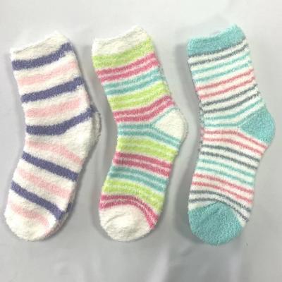 China High Quality QUICK DRY Custom Design New Stripe Thick Cozy Winter Booties Women's Polyester Cozy Socks for sale