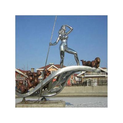 China Outdoor Decorative Europe Art Garden Landscape Sculpture Stainless Mirror Figure Steel Sculpture for sale