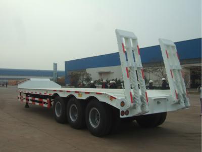 China CIMC Original Low Bed Trailer 3 Axles 60 Ton Detachable With FUSO Truck Head for sale