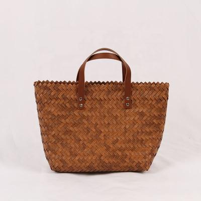 China Other Large PP Woven Straw Beach Bag Eco-Friendly Waterproof Plastic Handwoven Plastic Tote for sale