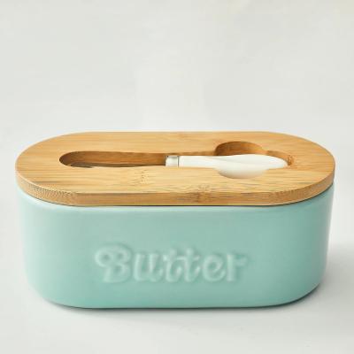 China Freshness Preservation airtight Butter Box Ceramic Kitchen Sealed Nordic Ceramic Butter Dish With Cover And Cutter Set for sale