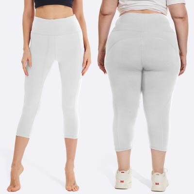 China Breathable Plus Size Customs Service OEM/ODM Butt Control GYM Sports Home Workout Women's High Waisted White Yoga Capri for sale